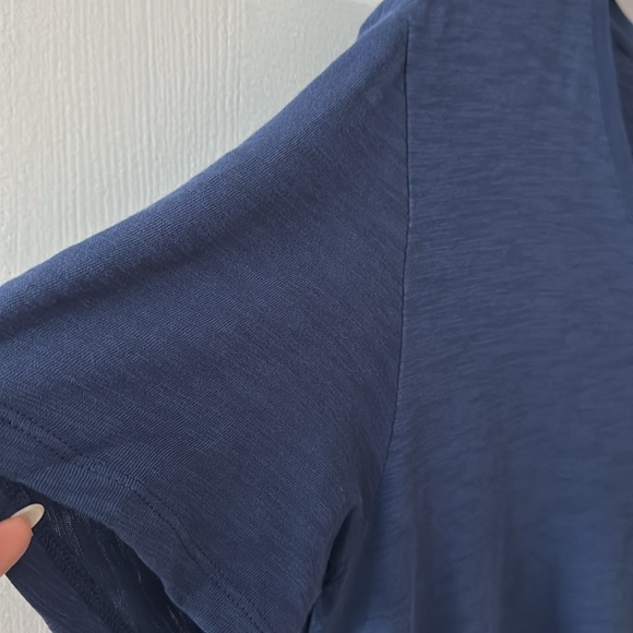 Vince Blue V-Neck T-Shirt - Picture 3 of 9